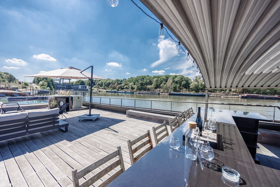 Tabor 67 - The deck